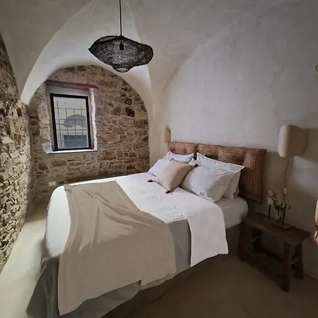 Torre Degli Svizzeri * Civezza