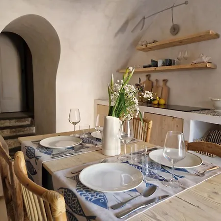 Torre Degli Svizzeri Civezza