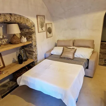 Torre Degli Svizzeri * Civezza