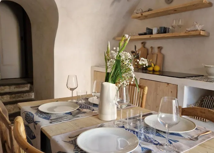 Torre Degli Svizzeri Civezza